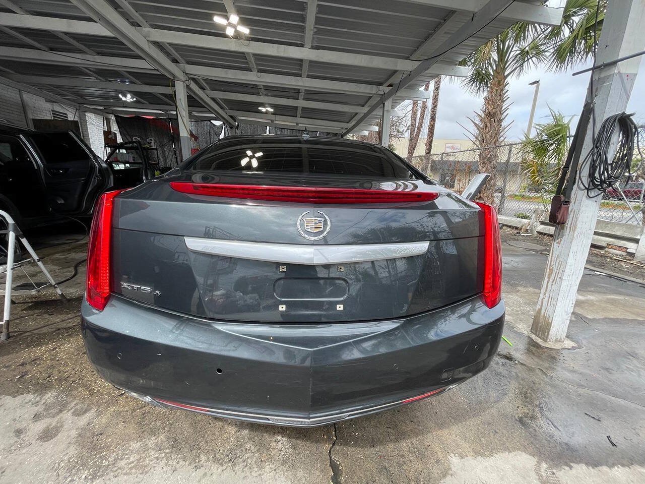 Used 2014 Cadillac XTS Luxury w/ Driver Awareness Package AWD/4WD image 21