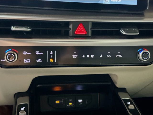 Used 2025 Kia Sorento EX w/ EX Panoramic Sunroof Package AWD/4WD image 16