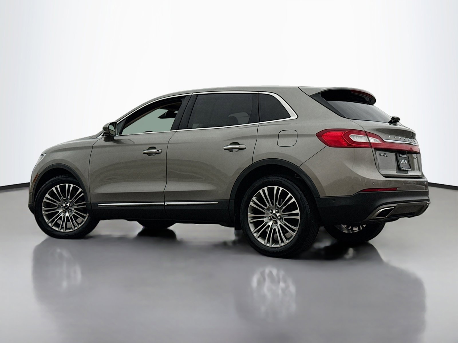 Used 2016 Lincoln MKX Reserve w/ Technology Package image 13