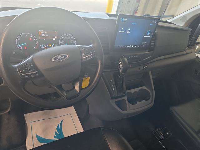 Used 2022 Ford Transit 150 Low Roof RWD image 12