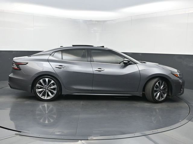 Used 2022 Nissan Maxima Platinum w/ Sport Mat Group FWD image 2