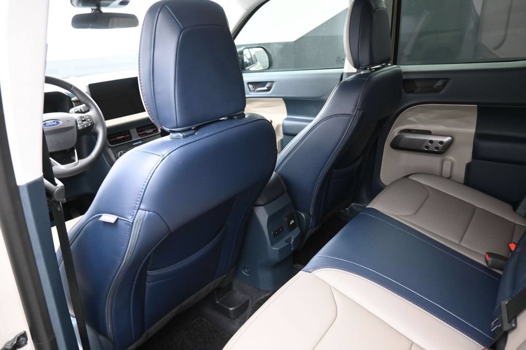Certified 2025 Ford Maverick Lariat w/ 4K Tow Package AWD/4WD image 24