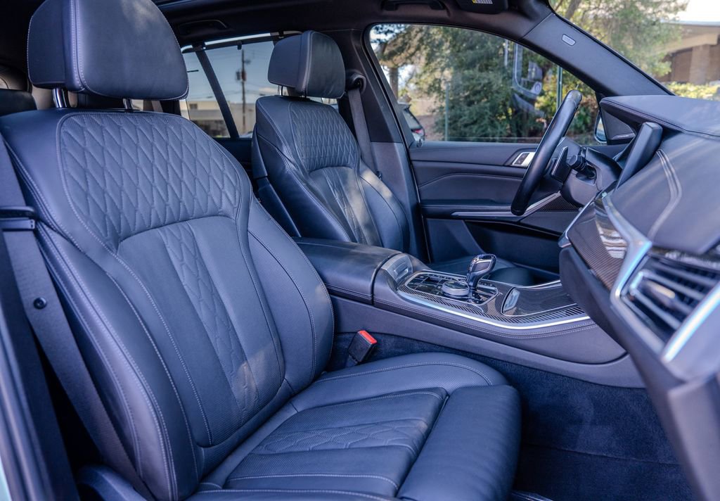 Used 2023 BMW X5 M50i w/ Executive Package image 23