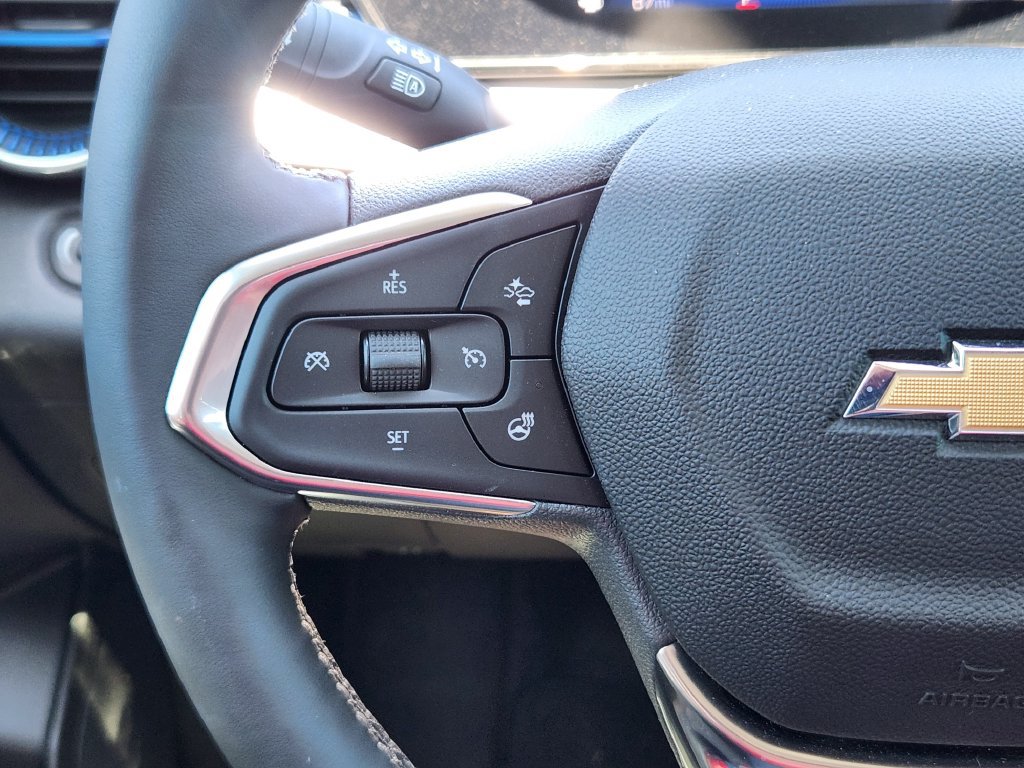 New 2026 Chevrolet Trax LT w/ LT Convenience Package FWD image 16