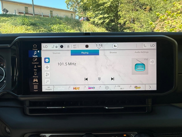 New 2025 Jeep Wrangler Unlimited Sahara image 24