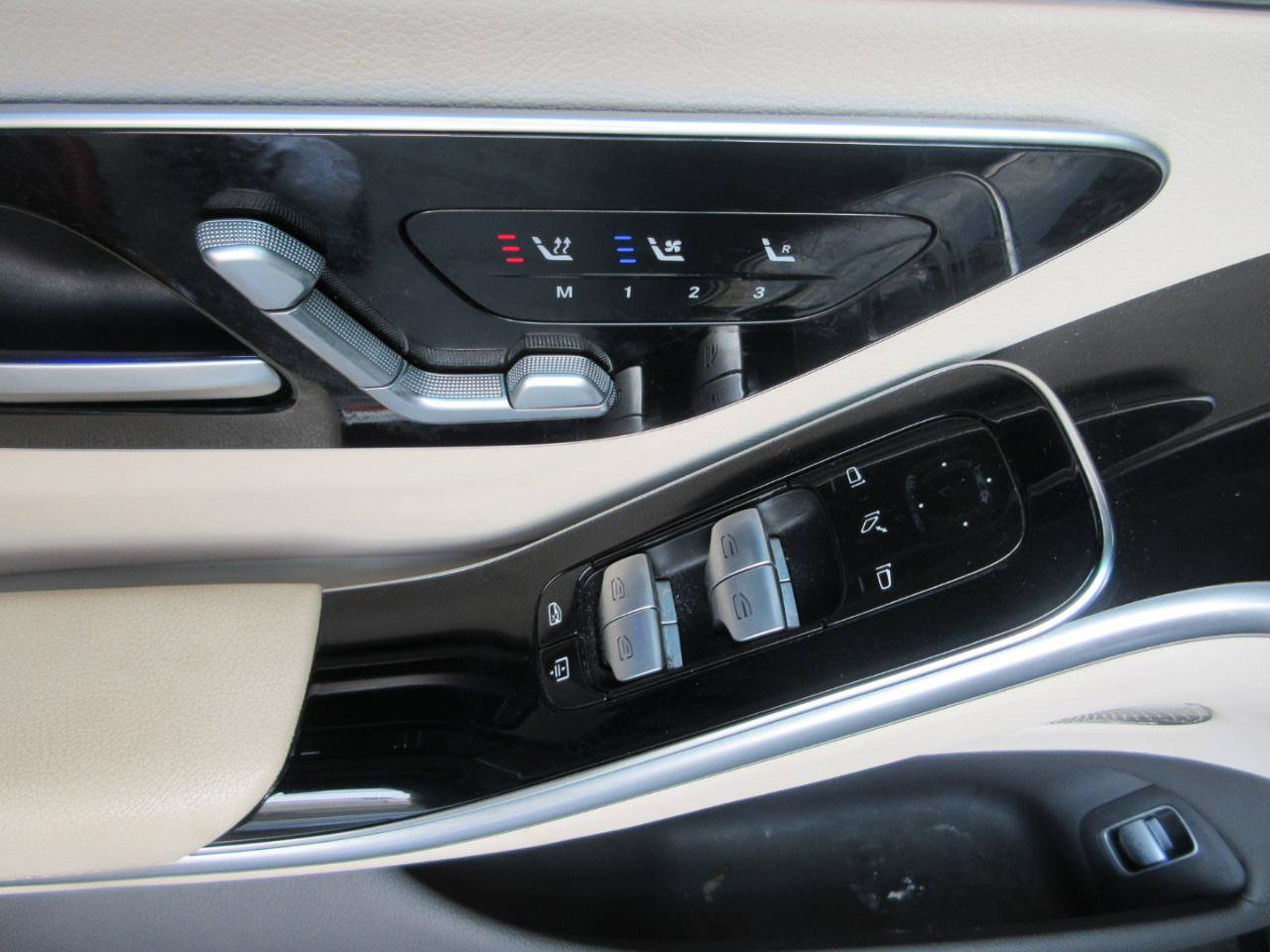 Used 2022 Mercedes-Benz S 580 4MATIC Sedan image 6