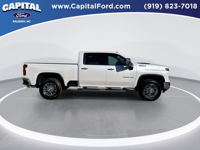 Used 2024 Chevrolet Silverado 2500 LTZ w/ LTZ Convenience Package image 9