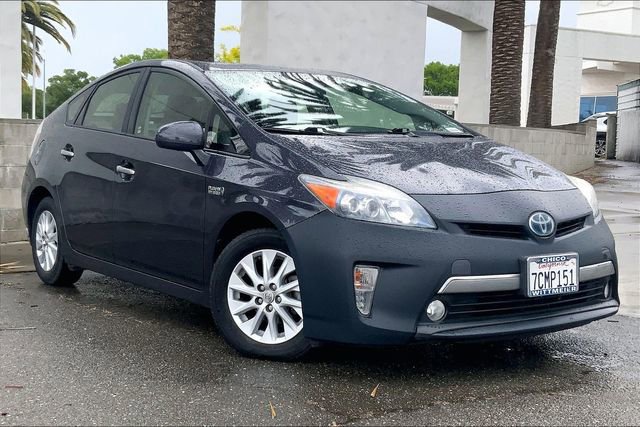 Used 2013 Toyota Prius Prime Advanced image 2