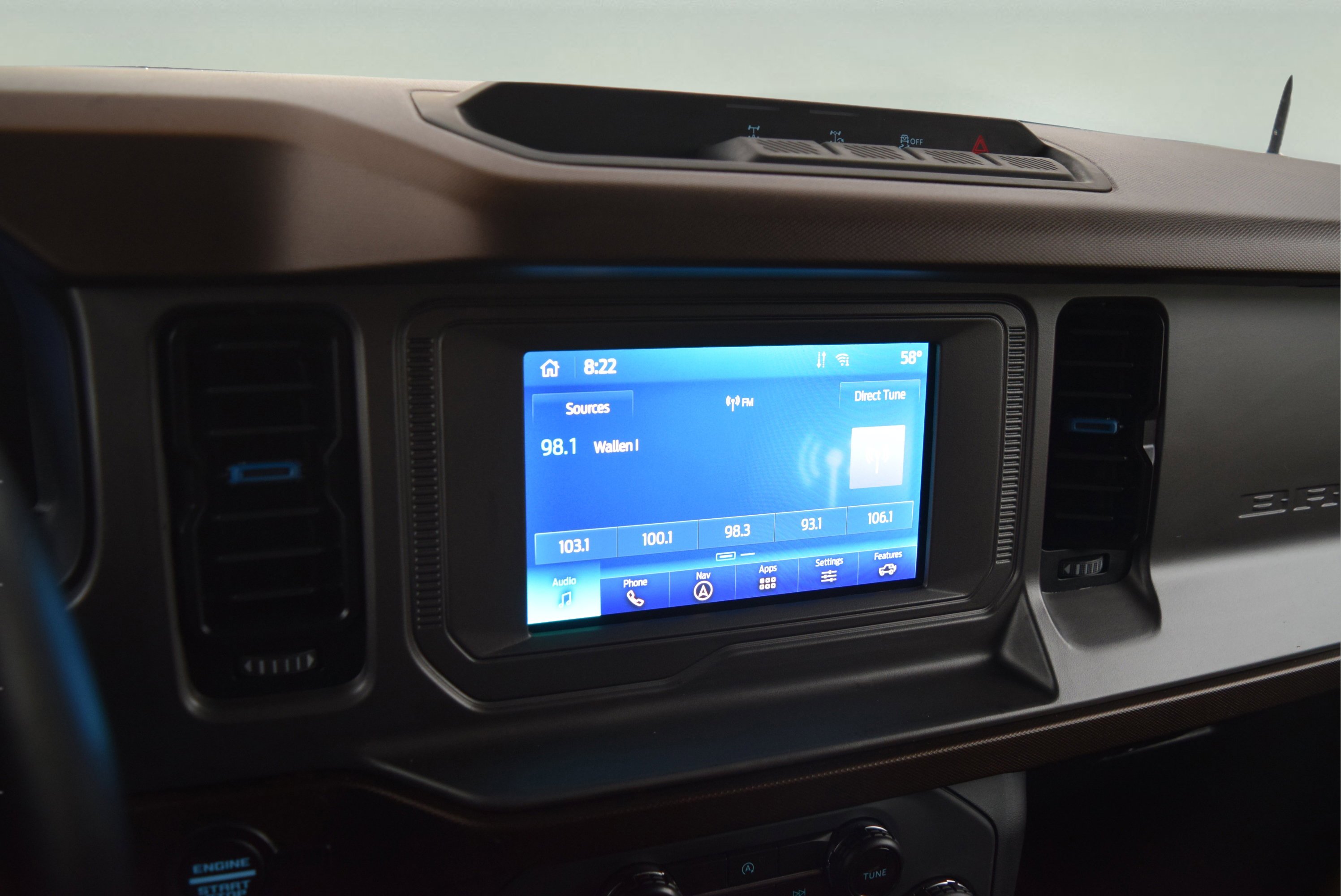 Used 2022 Ford Bronco Outer Banks image 14