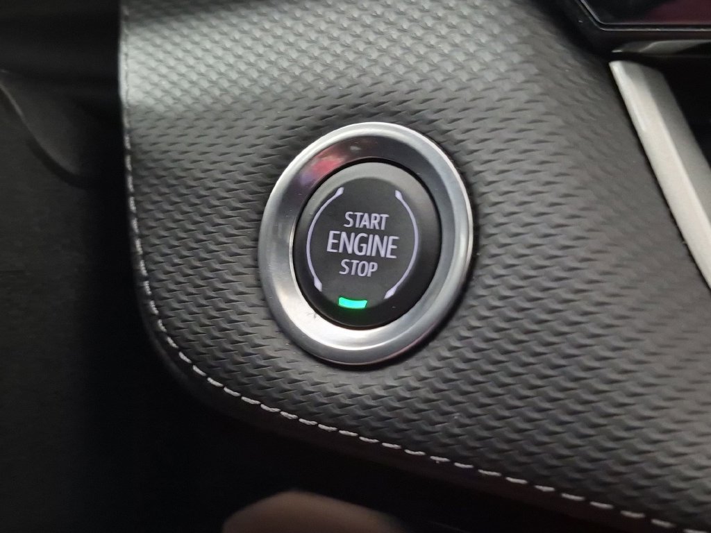 Used 2025 Chevrolet Equinox LT w/ Convenience Package II FWD image 29