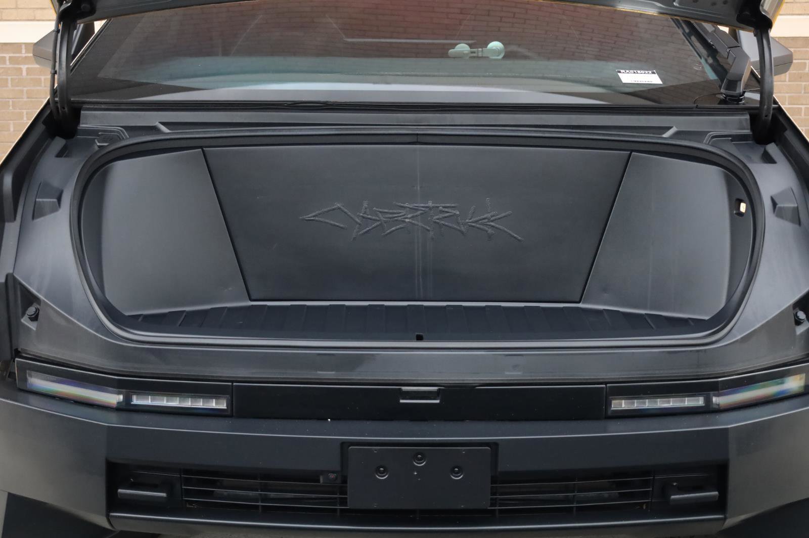 Used 2024 Tesla Cybertruck AWD Crew Cab image 12
