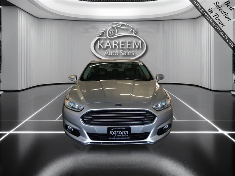 Used 2014 Ford Fusion Energi SE FWD image 2
