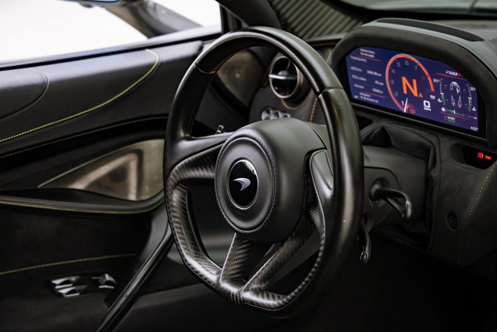Used 2019 McLaren 720S Performance image 25