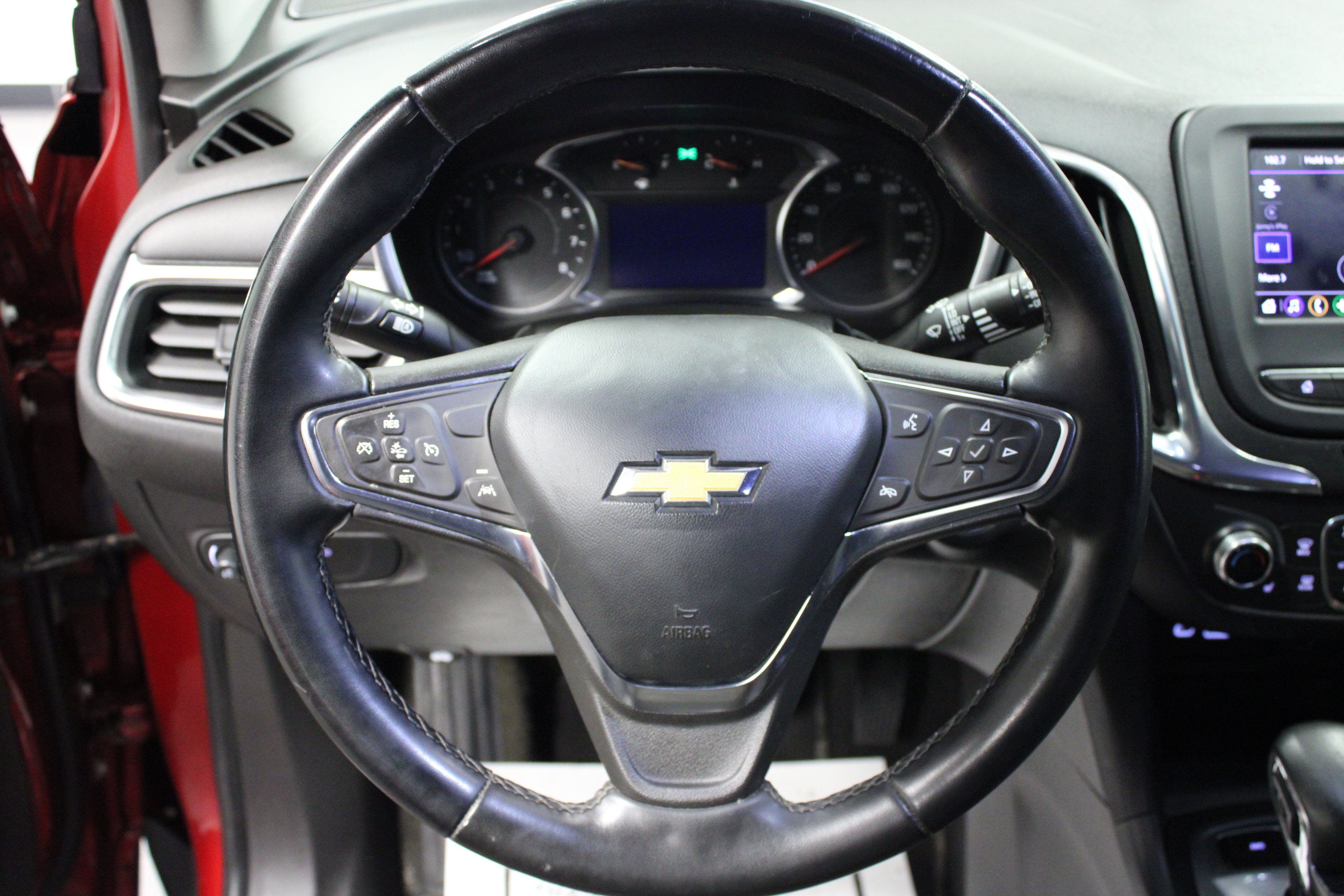 Used 2024 Chevrolet Equinox LT AWD/4WD image 17