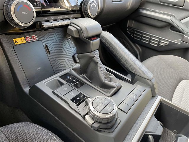 Used 2025 Toyota 4Runner TRD Off-Road image 30