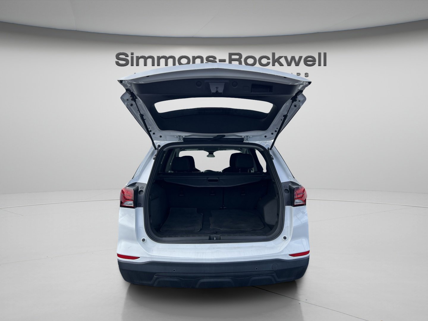 Used 2024 Chevrolet Equinox LS w/ LS Convenience Package image 14