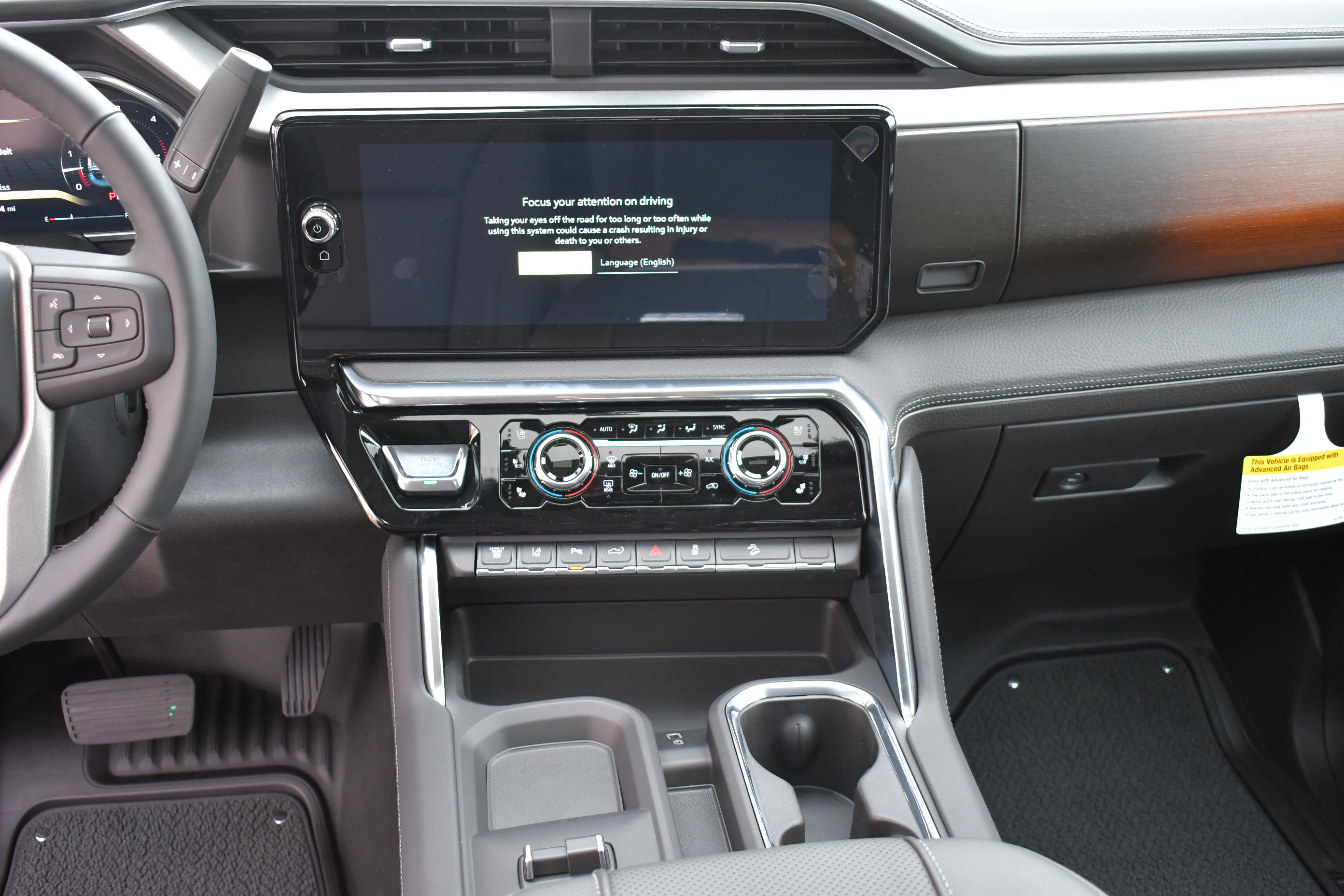 New 2026 GMC Sierra 2500 Denali w/ Denali Reserve Package image 23