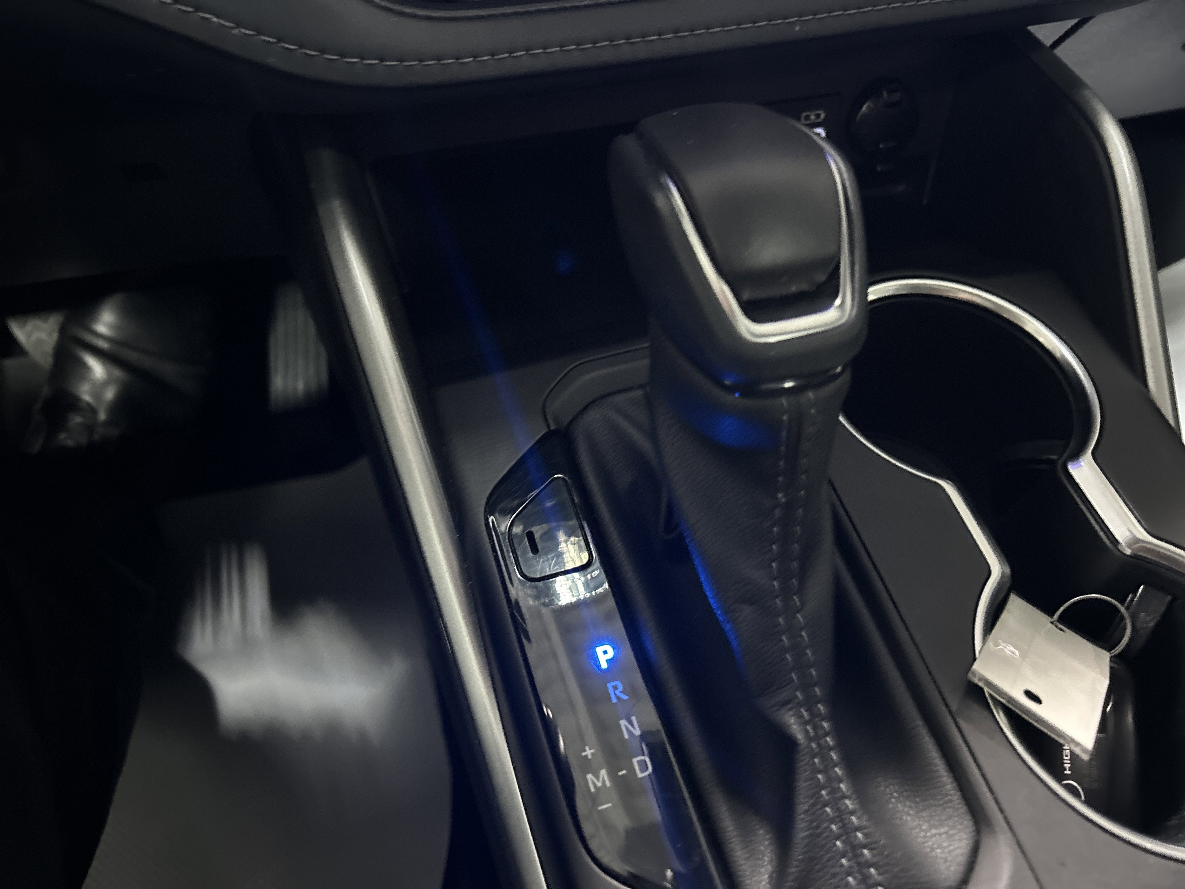 Used 2023 Toyota Highlander XLE image 25