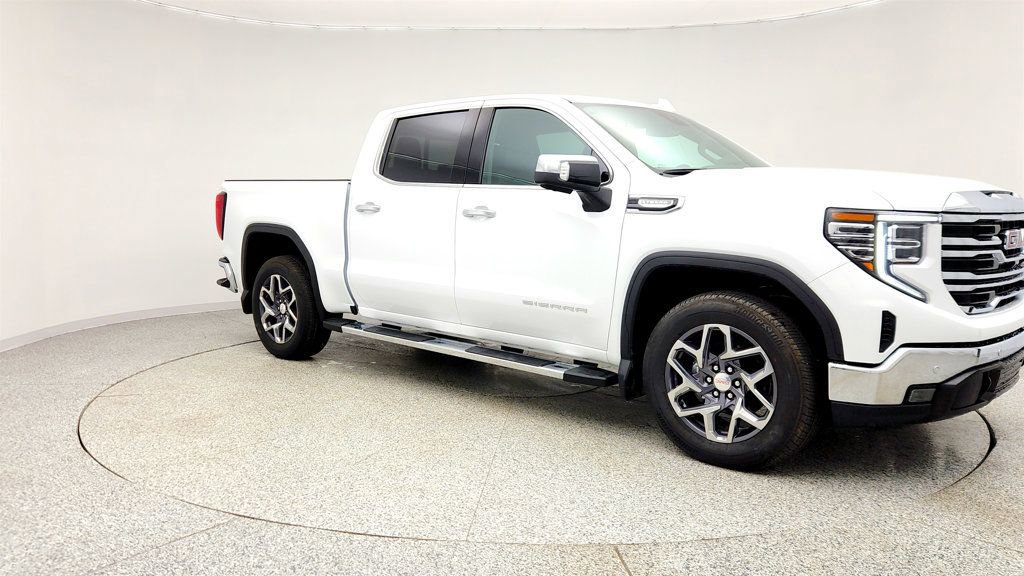 Used 2026 GMC Sierra 1500 SLT image 3
