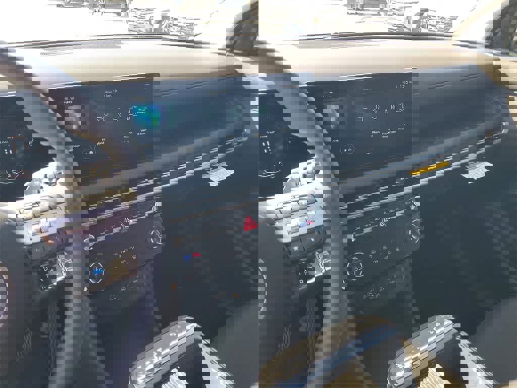 New 2026 Hyundai Tucson Blue SE w/ Tow & Go Package image 32