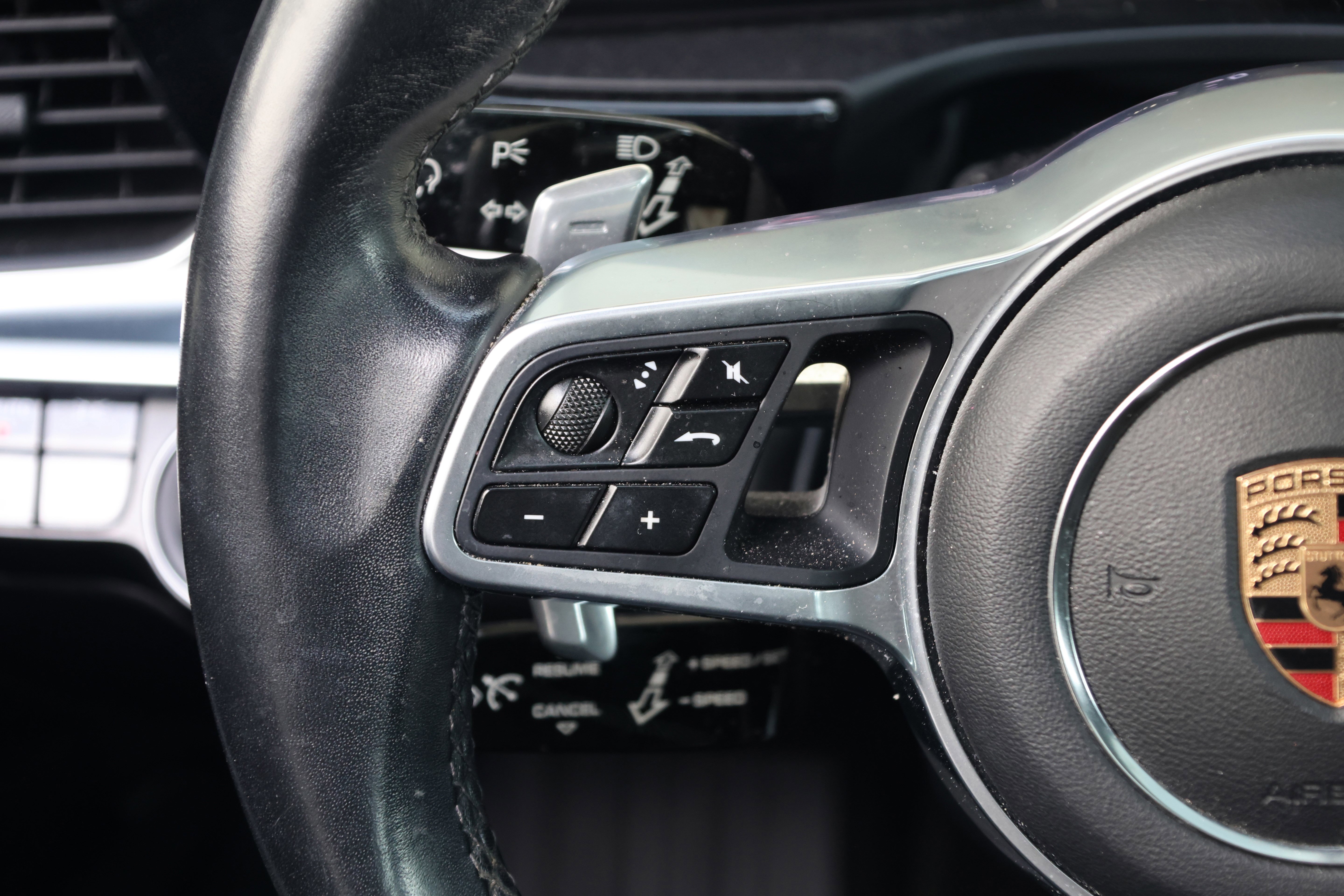 Used 2017 Porsche Panamera 4S image 18