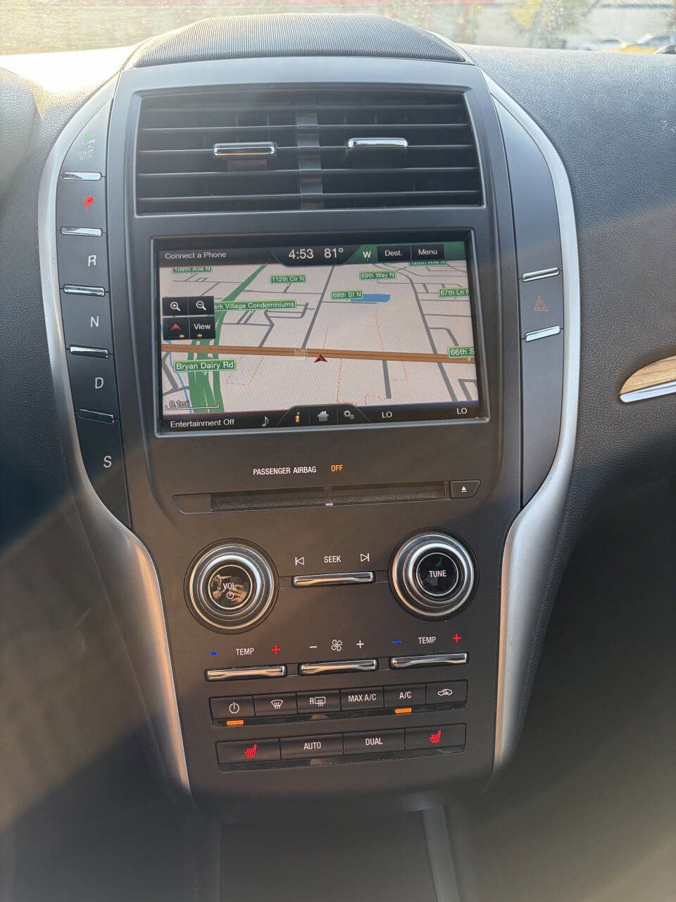 Used 2015 Lincoln MKC FWD w/ Equipment Group 101A Select image 13