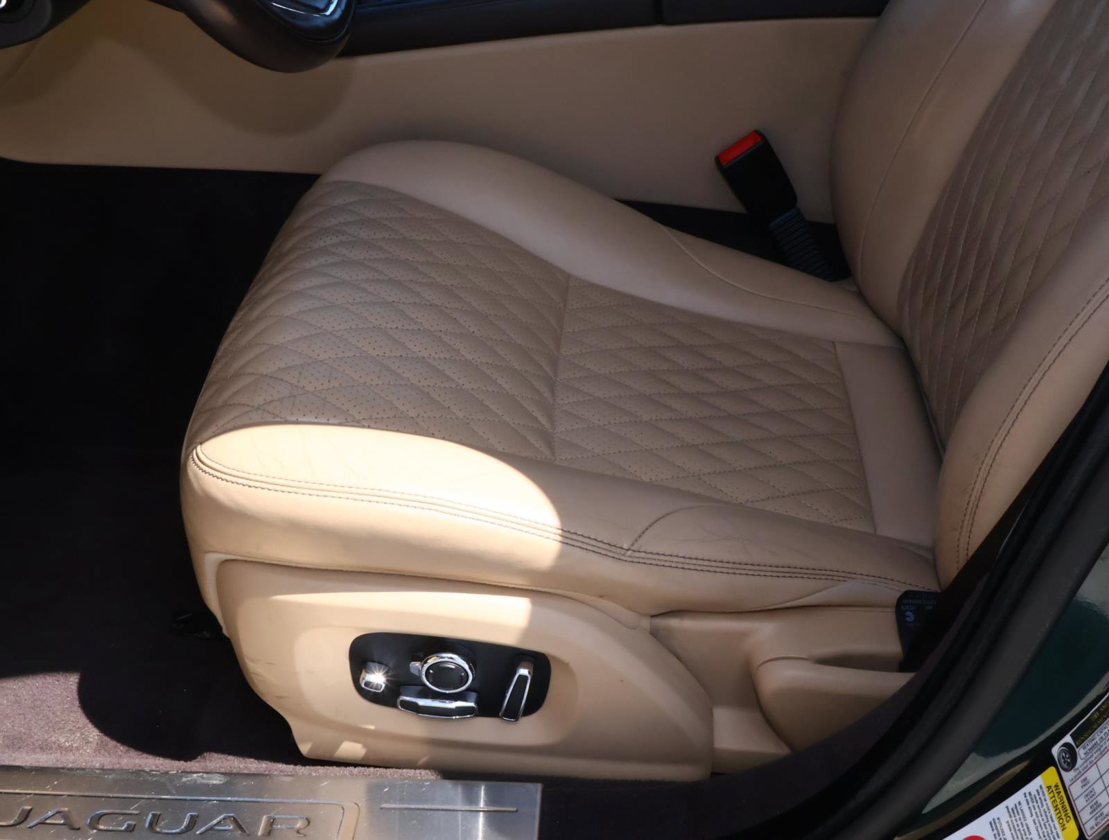 Used 2018 Jaguar XJ L Portfolio AWD/4WD image 14