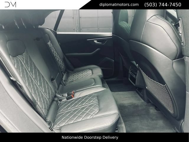 Used 2023 Audi SQ8 Prestige AWD/4WD image 21