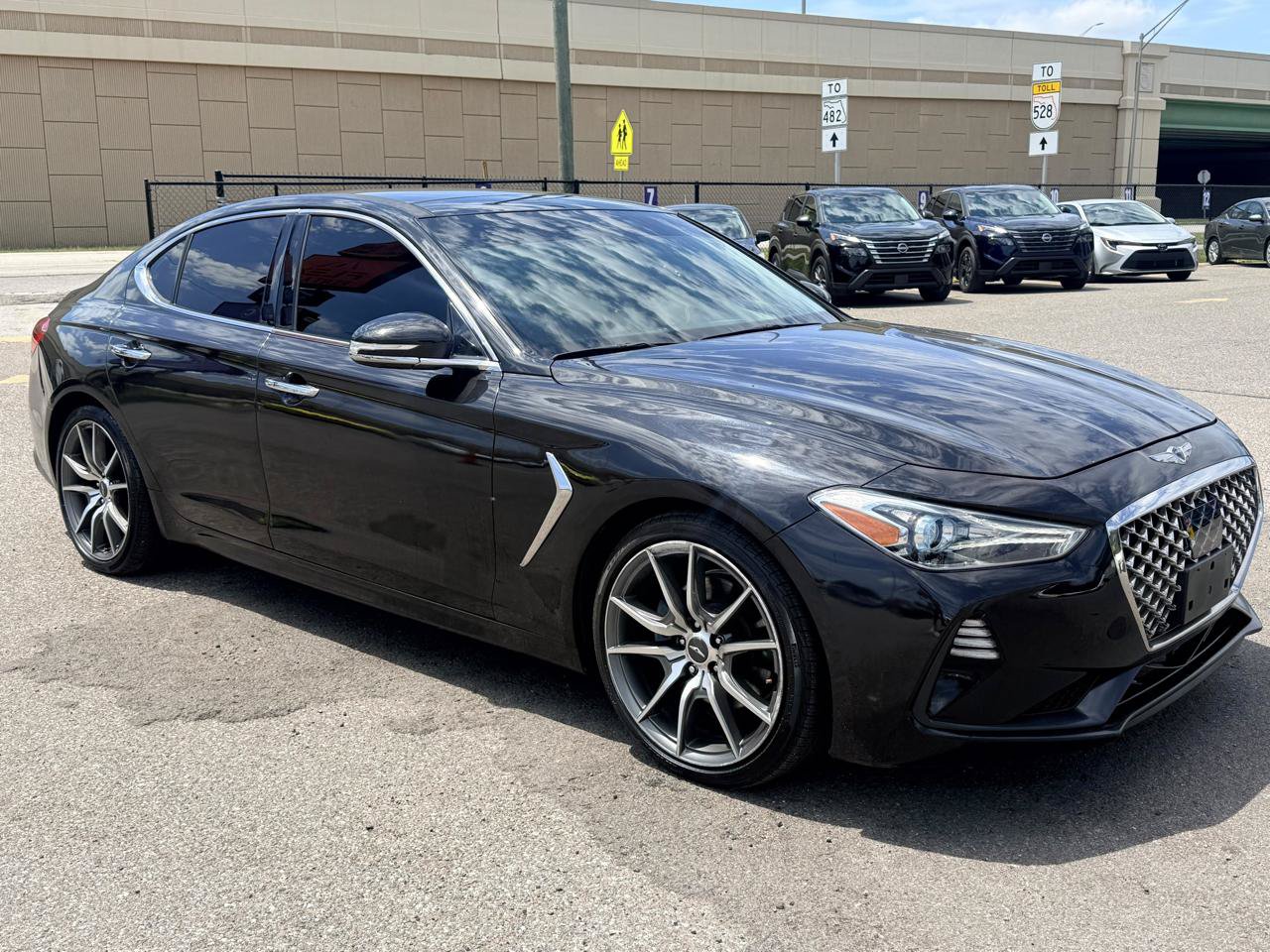 Used 2019 Genesis G70 2.0T Advanced w/ Dynamic Package RWD image 3