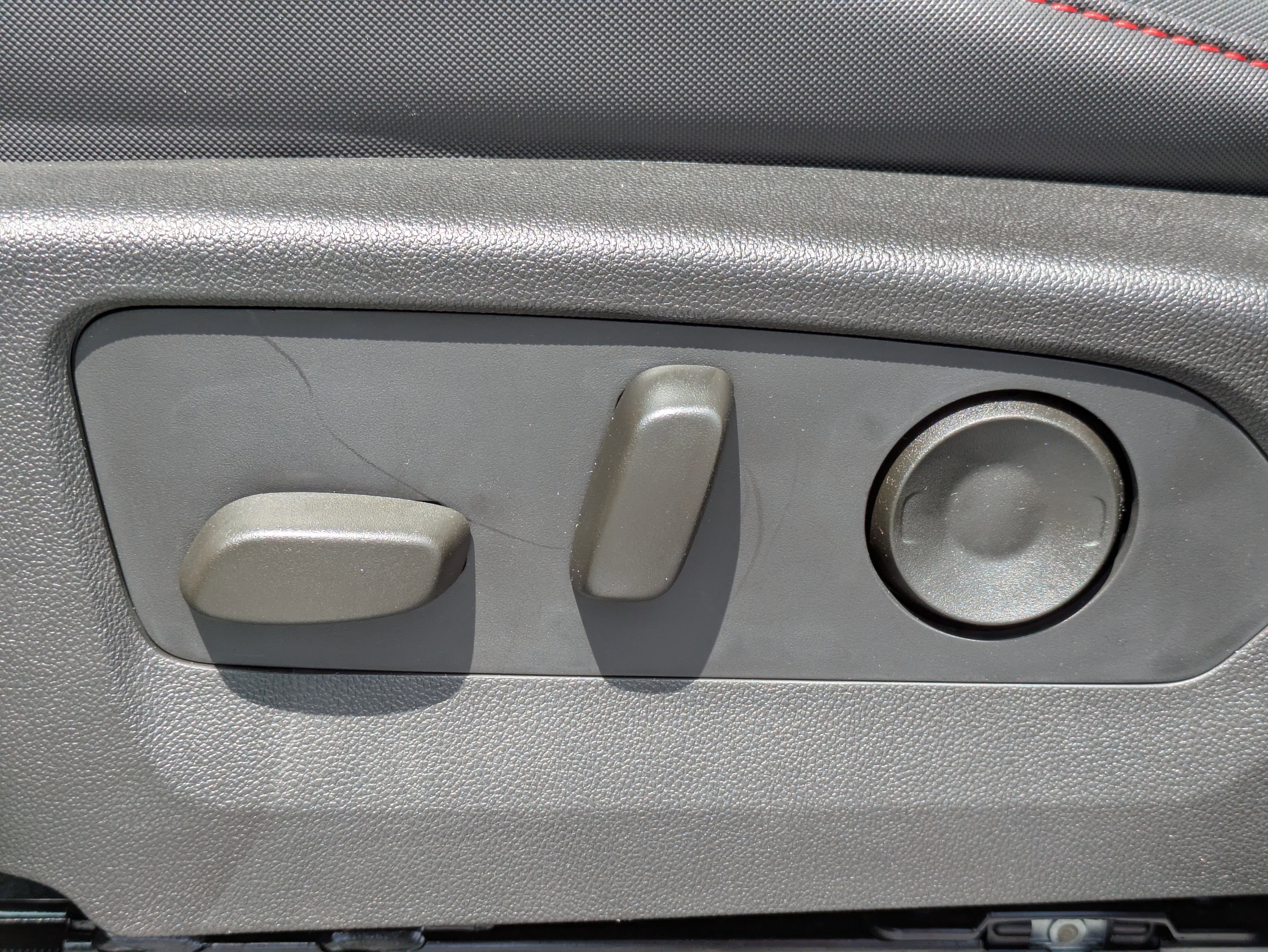 New 2024 Chevrolet Colorado Z71 w/ Z71 Convenience Package 2 image 13