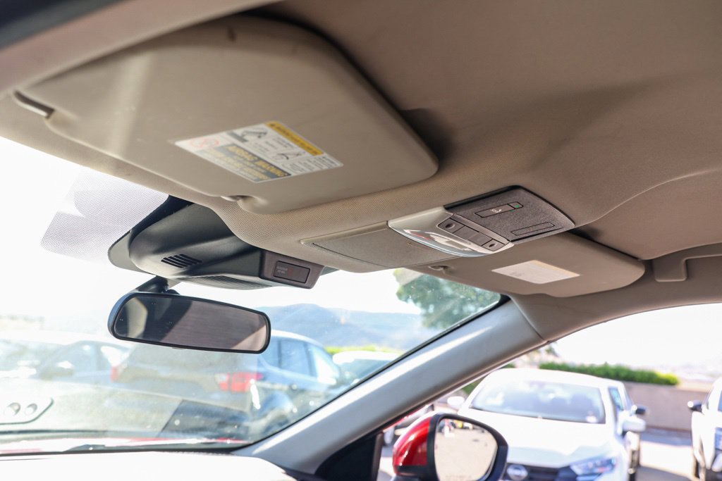 Used 2021 Nissan Rogue SV FWD image 14