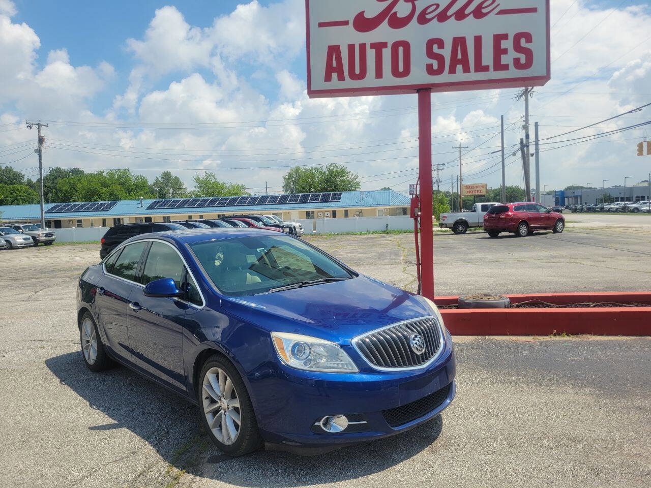 Used 2013 Buick Verano Convenience image 1