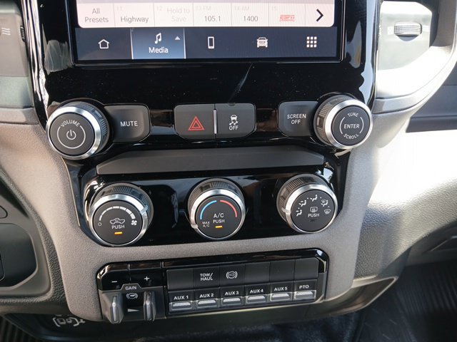 New 2027 RAM 4500 Tradesman w/ Chrome Appearance Group AWD/4WD image 34