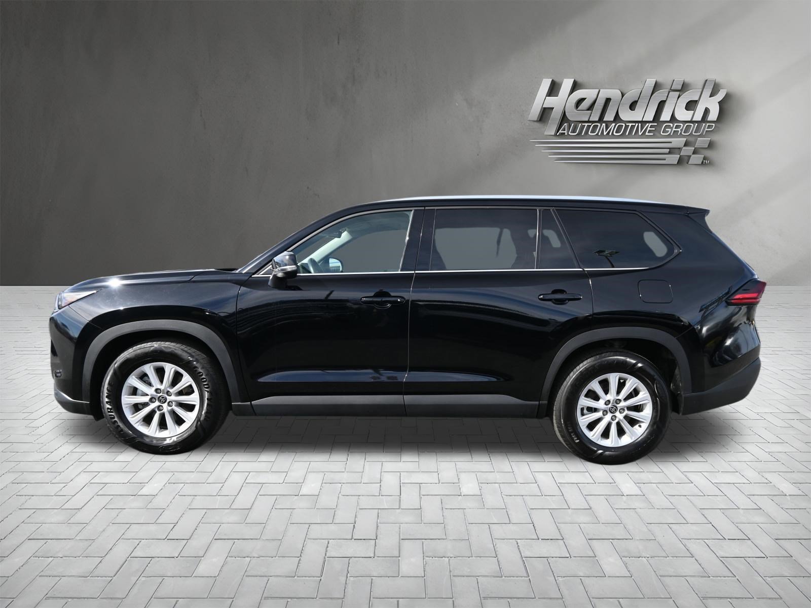 Used 2025 Toyota Grand Highlander FWD image 7