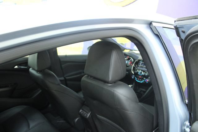 Used 2018 Chevrolet Cruze Premier w/ Premier True North Edition FWD image 10
