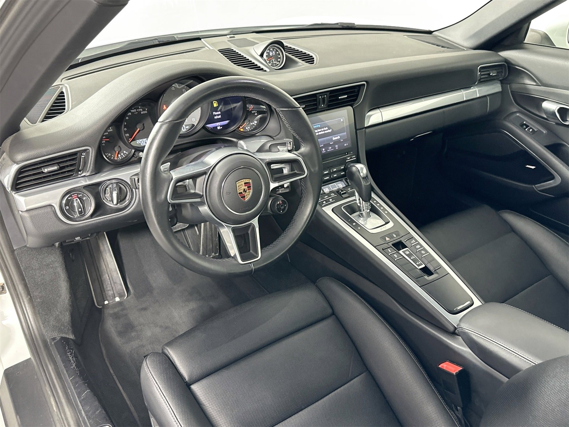 Certified 2017 Porsche 911 Carrera 4S image 4