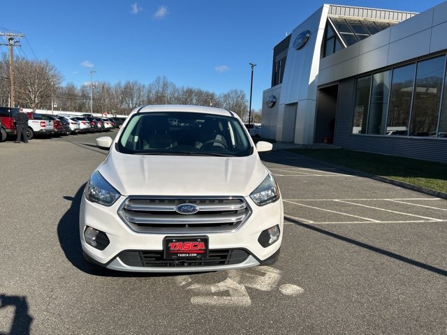 Used 2017 Ford Escape SE image 2