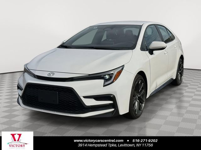 Used 2025 Toyota Corolla SE FWD image 1