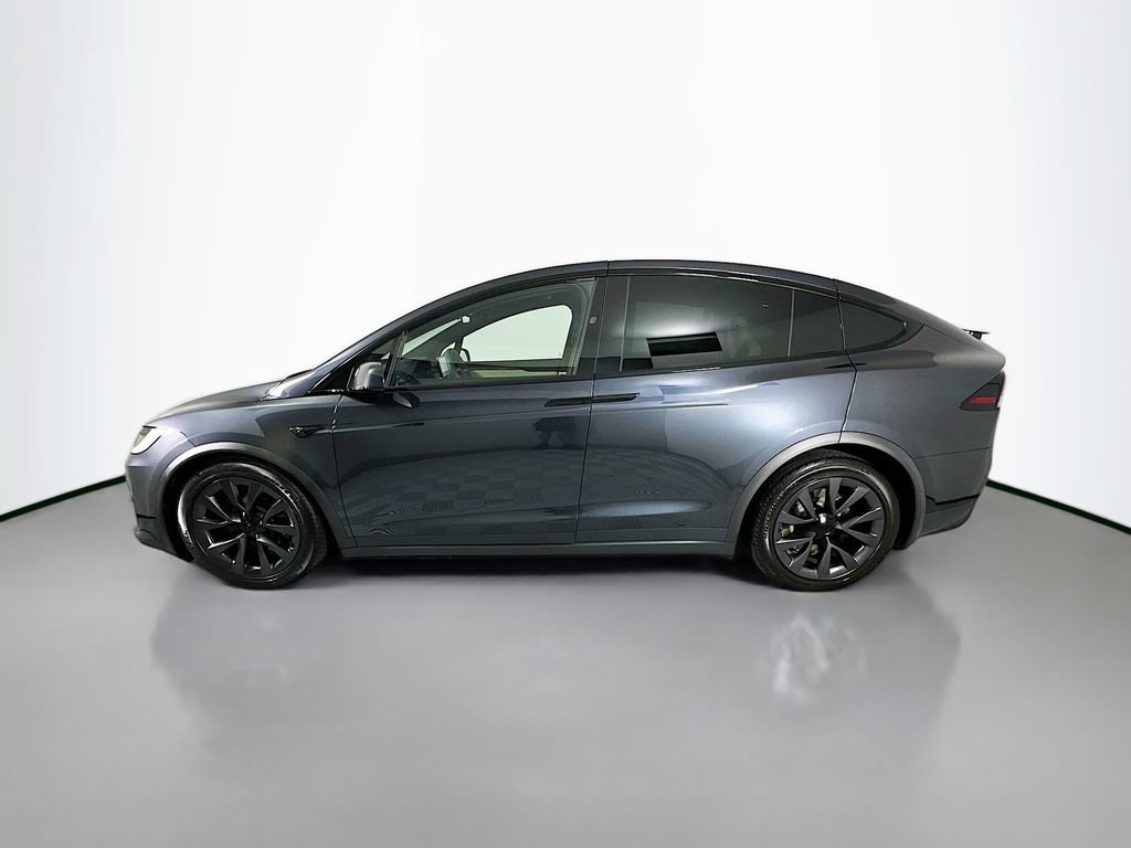 Used 2024 Tesla Model X AWD/4WD image 2