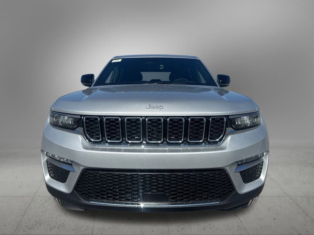 New 2025 Jeep Grand Cherokee Limited image 3