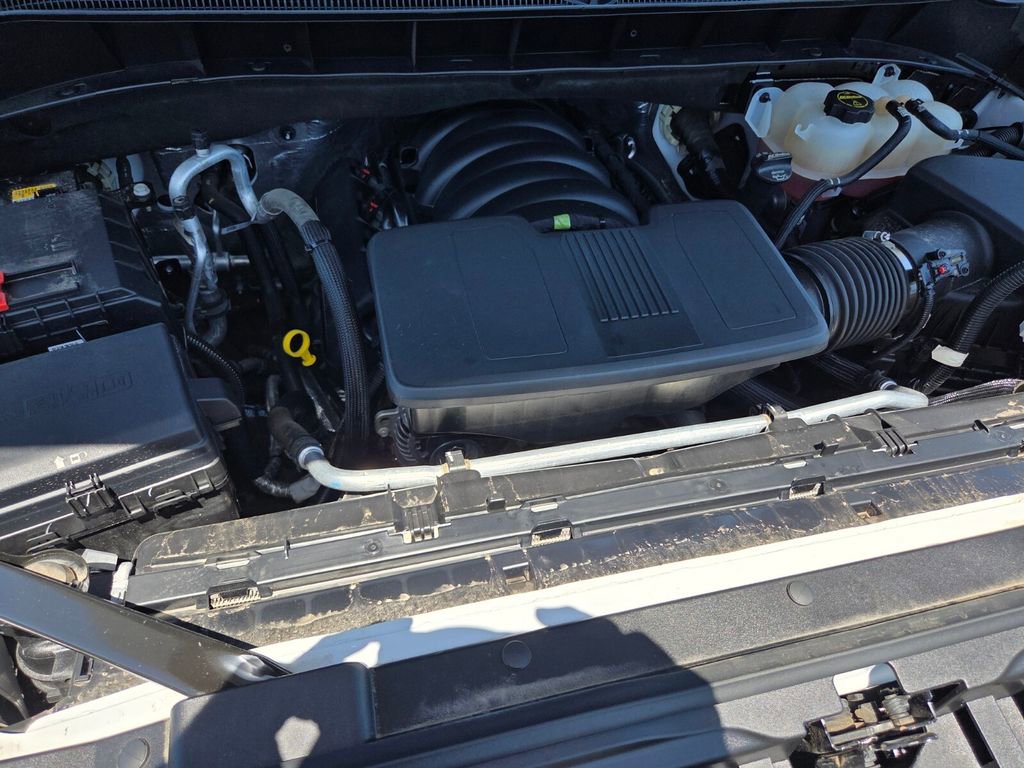 Used 2025 Chevrolet Silverado 1500 LT RWD image 18