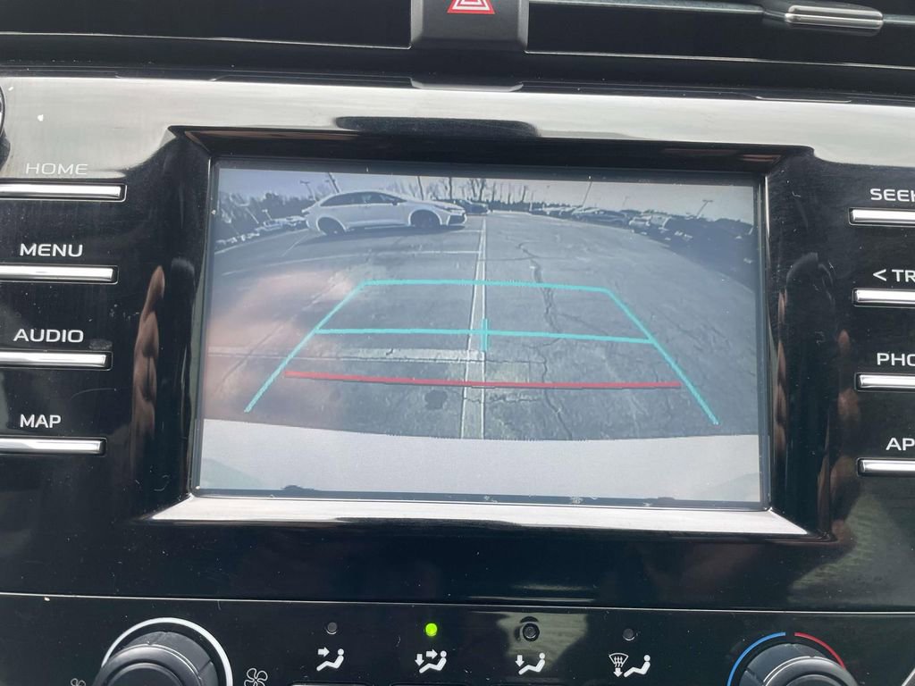 Used 2019 Toyota Camry LE image 38