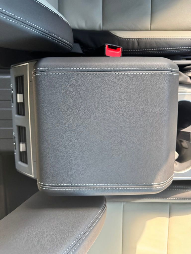 New 2025 INEOS Grenadier Fieldmaster Edition image 15