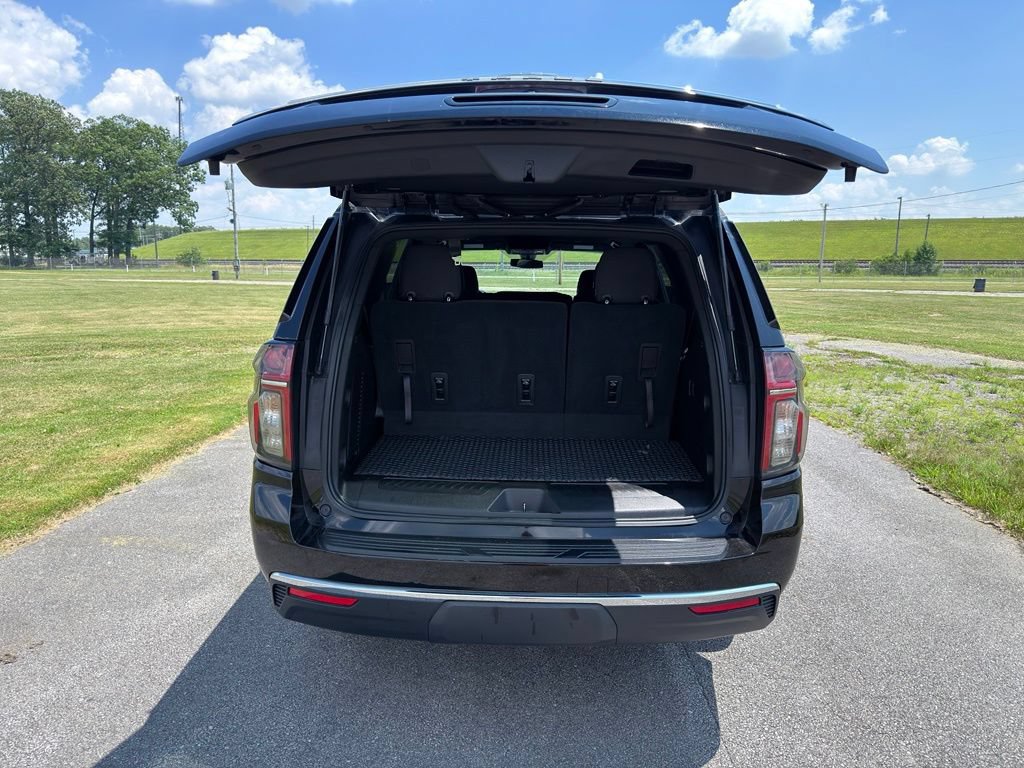 Used 2021 Chevrolet Tahoe LS AWD/4WD image 15