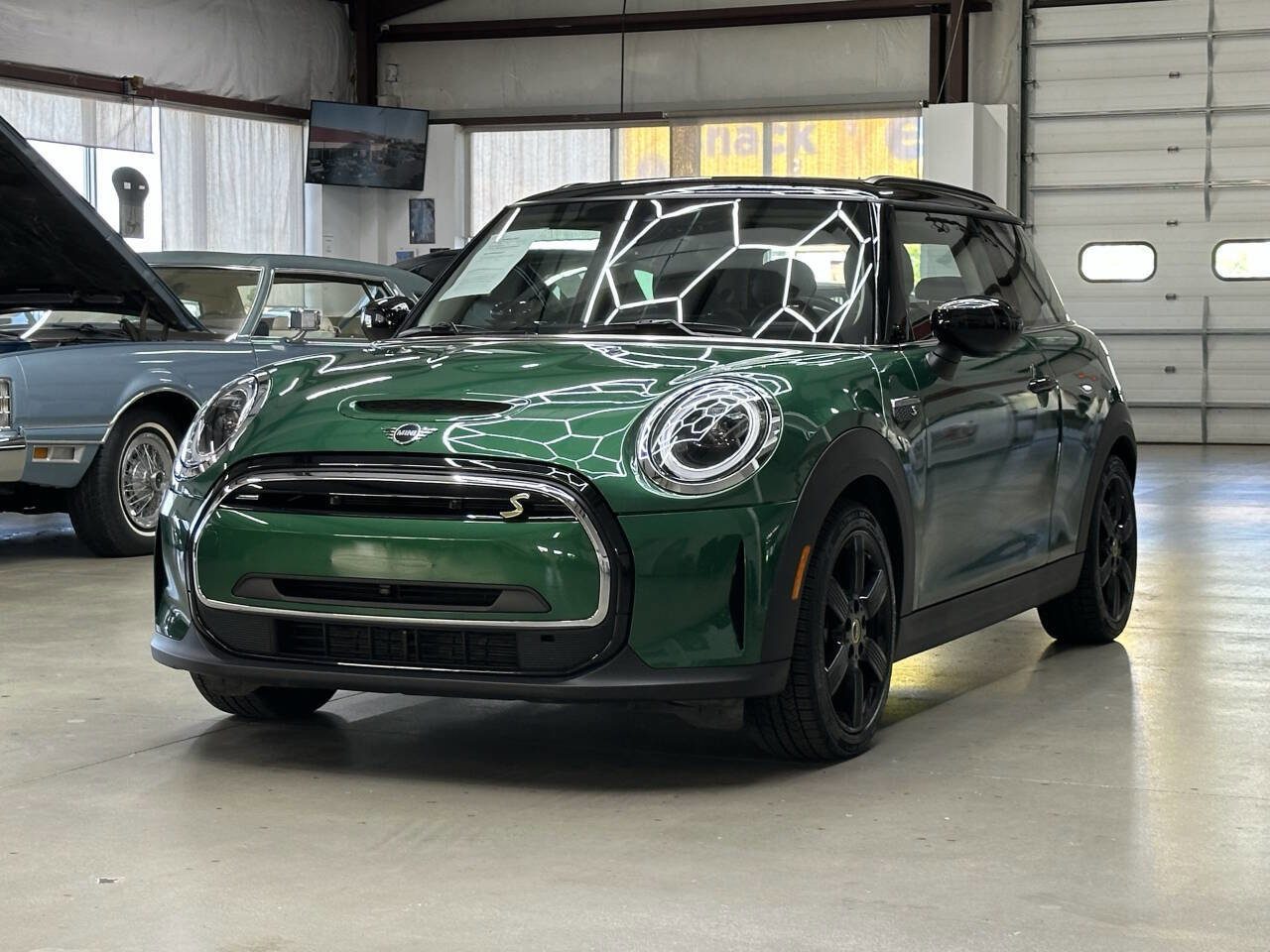 Used 2022 MINI Cooper SE image 5