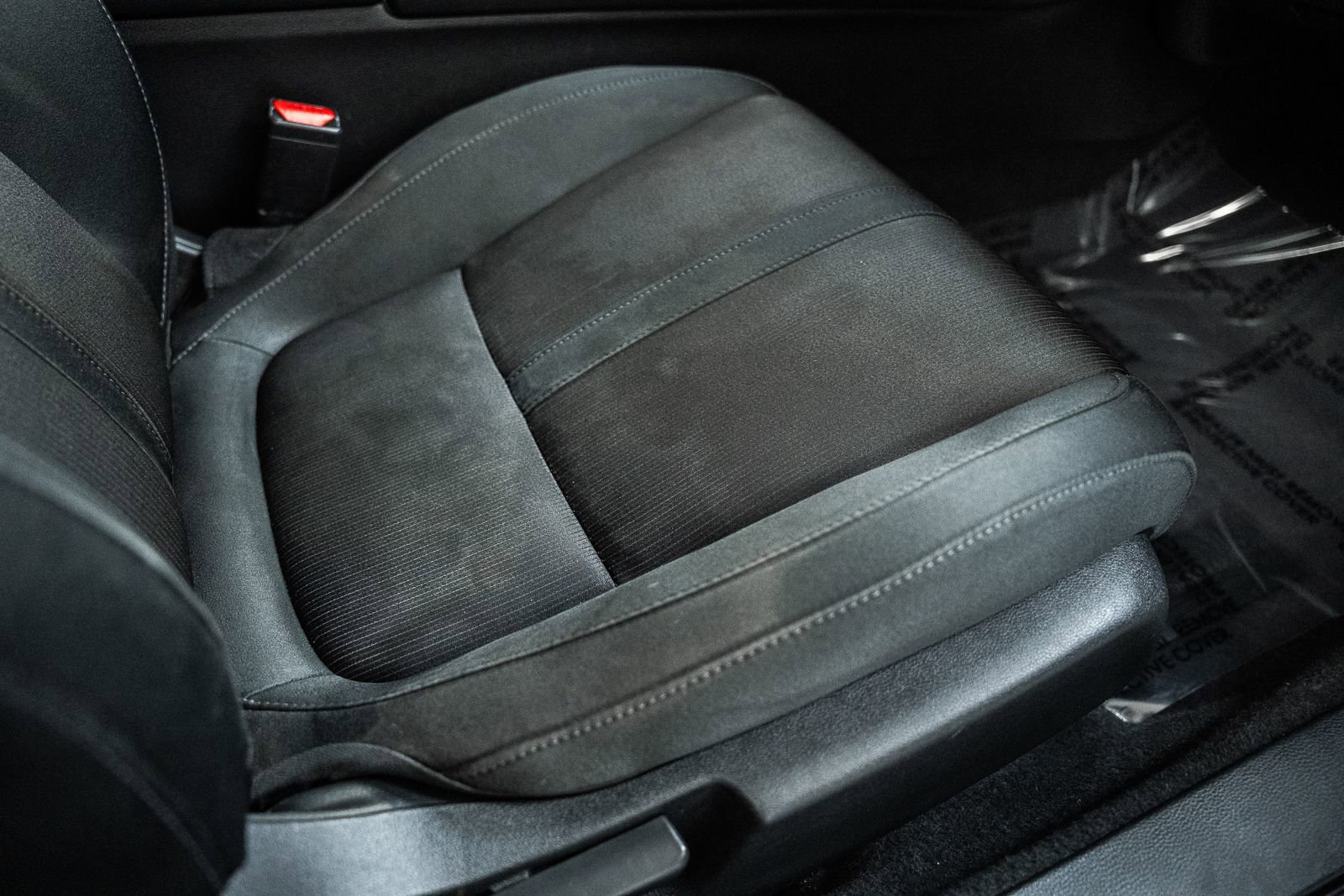 Used 2018 Honda Accord EX image 32