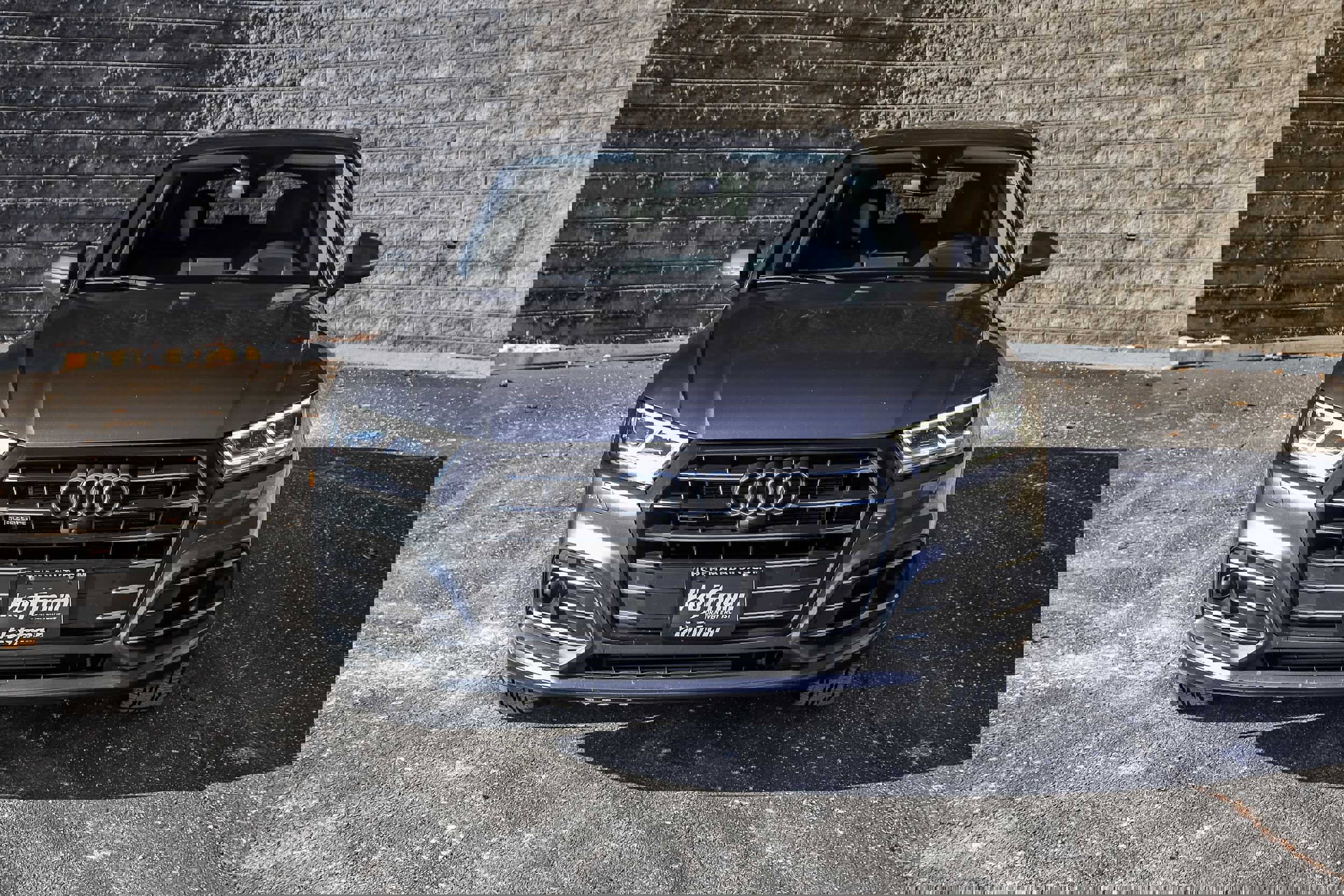 Used 2020 Audi Q5 e Prestige w/ Prestige Package image 3