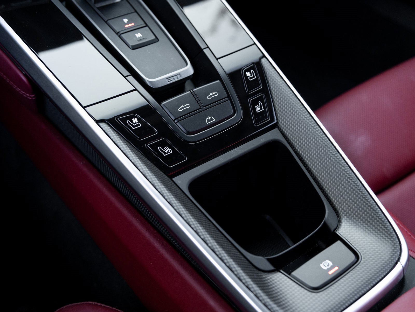 Certified 2024 Porsche 911 Turbo S image 32