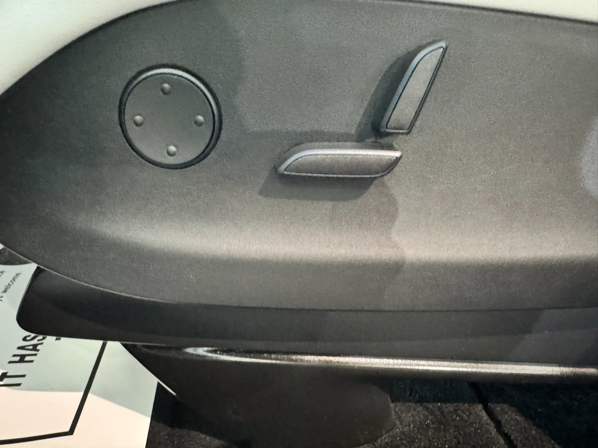 Used 2017 Tesla Model X 100D image 11