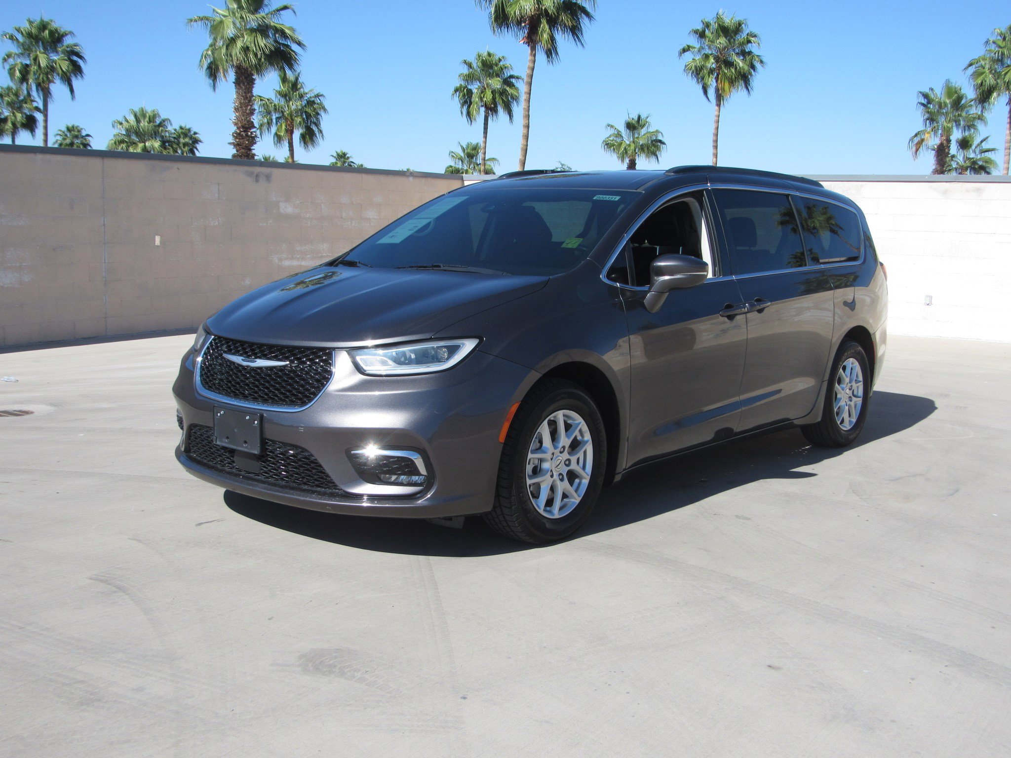 Used 2022 Chrysler Pacifica Touring-L